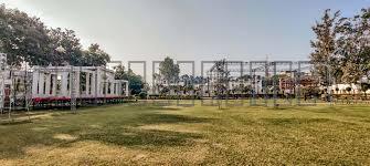Umang Lawn